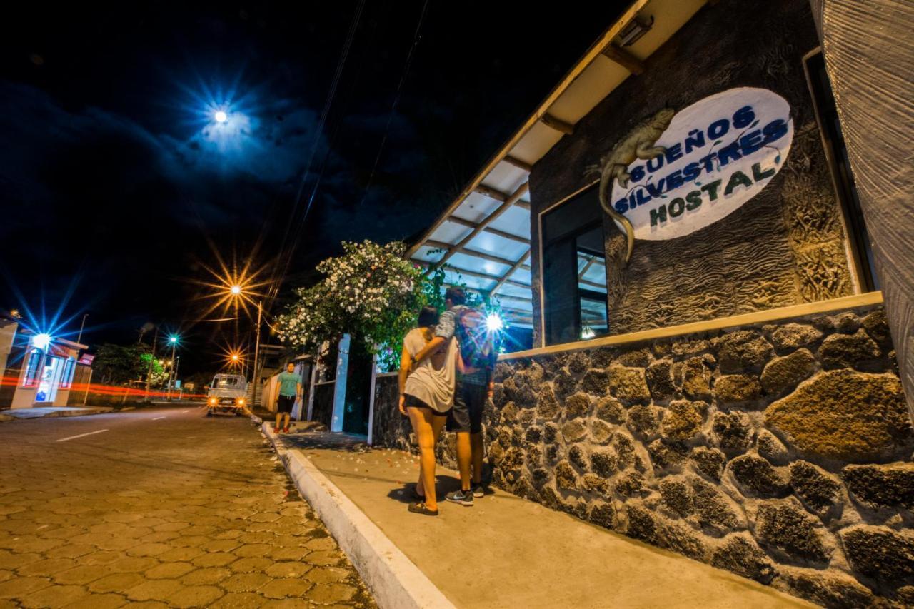 Hostal Suenos Silvestres Puerto Ayora  Εξωτερικό φωτογραφία