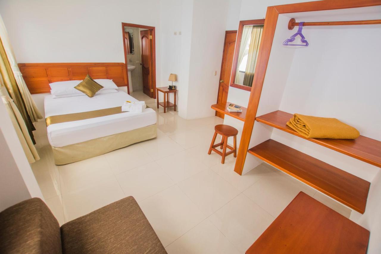 Hostal Suenos Silvestres Puerto Ayora  Εξωτερικό φωτογραφία